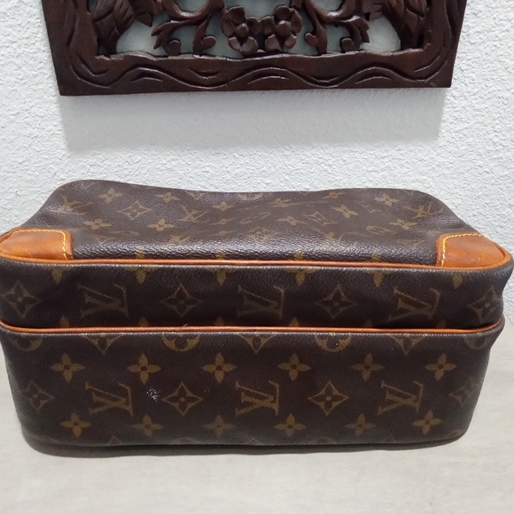 Sale ~ Louis Vuitton Nil Crossbody MM - 100% Authentic - Picture 5 of 12